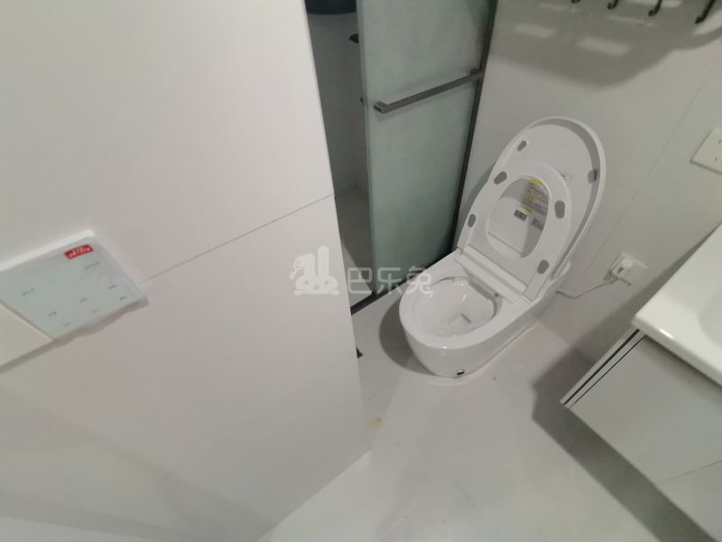 繁锦路920弄10号17127680卫生间图9