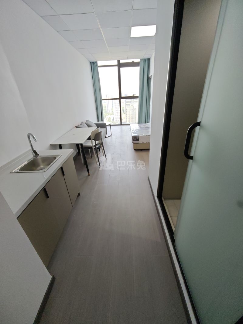 越洋国际17166747卧室图0