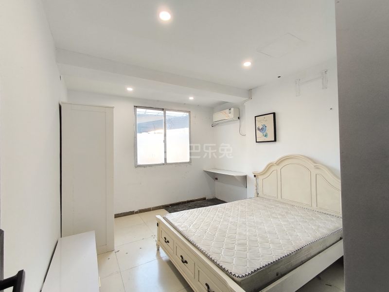 德胜路177号17170945客厅图1