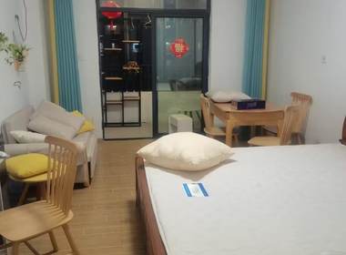 中城花园嘉景庭 1室1厅1卫