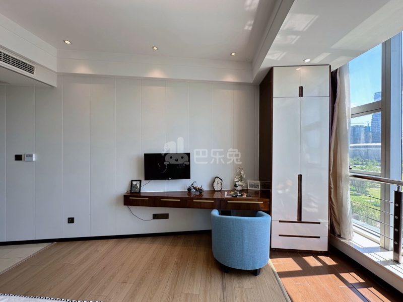 金铂湾公寓17208854客厅图5