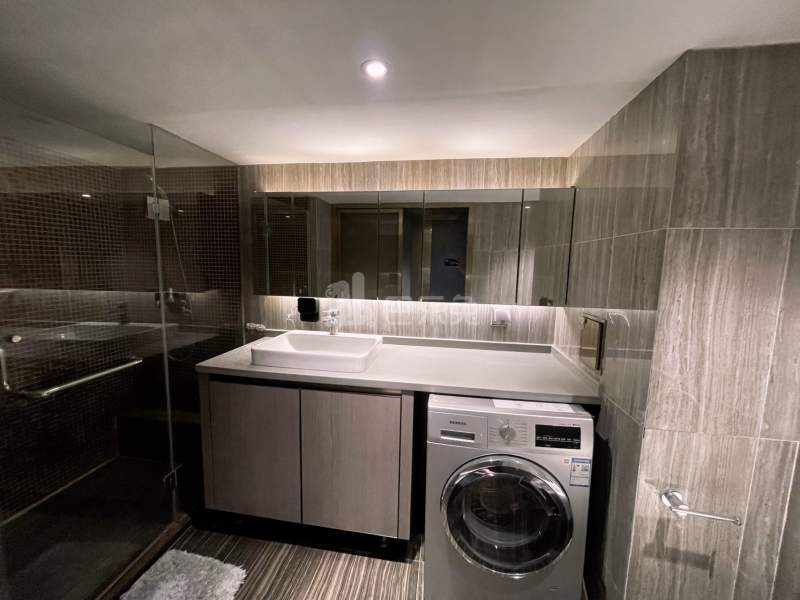 期遇江景影院公寓(江滨澜庭店)17253770卫生间图4