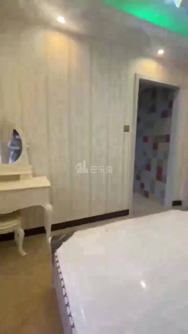 春波南苑17271748周边环境图0