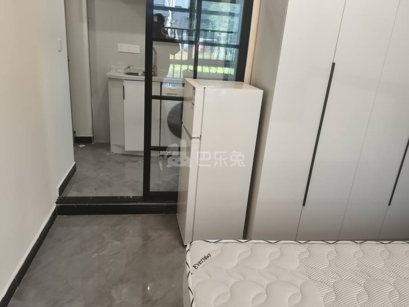 九亭家园文亭苑17303048卧室窗户图11