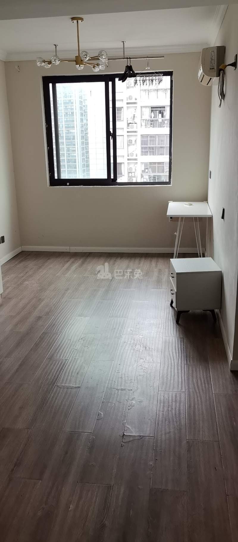 浙新小区17330325周边环境图0