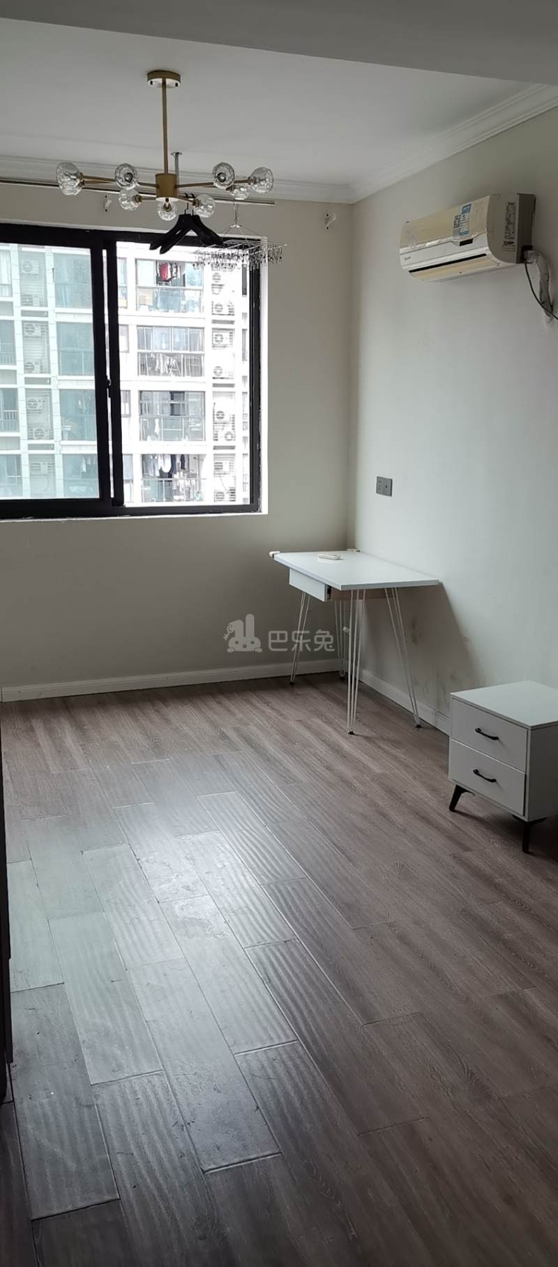 浙新小区17330325周边环境图1