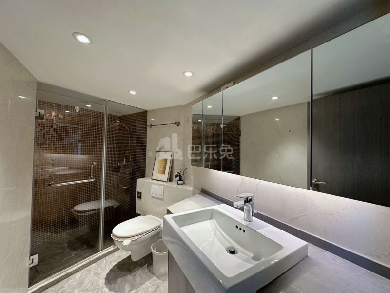 期遇江景影院公寓(江滨澜庭店)17379756卫生间图6