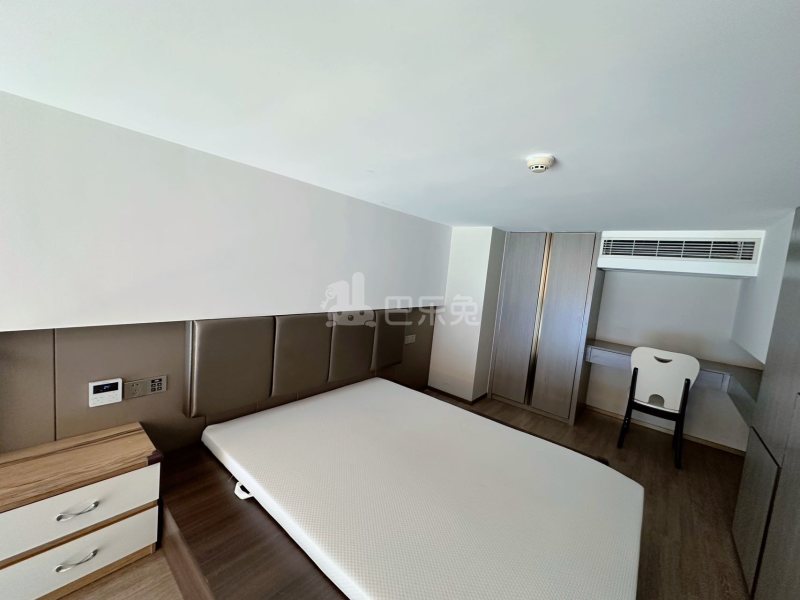 期遇江景影院公寓(江滨澜庭店)17379799卧室图0