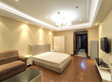 杰立大厦 1室0厅1卫