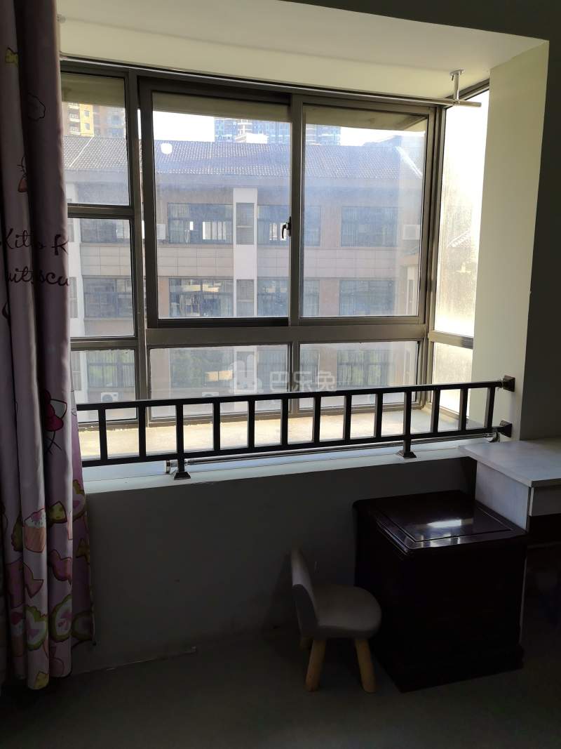 鑫苑国际城市花园17434208卧室窗户图6