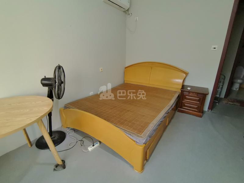 鑫苑国际城市花园17434208卧室图1