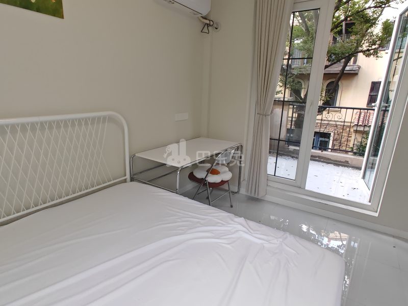 龙湖郦城（蓝湖郡）17468876卧室图3