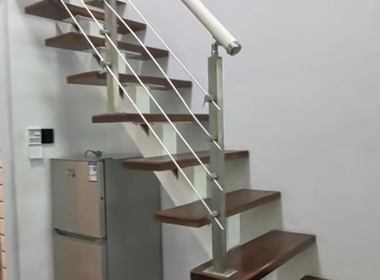 阳光花城 1室0厅0卫