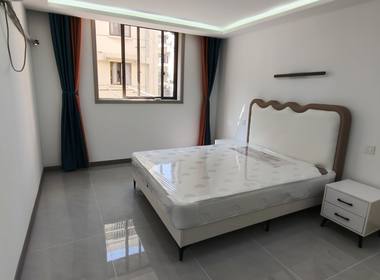 幸二小区 1室0厅1卫