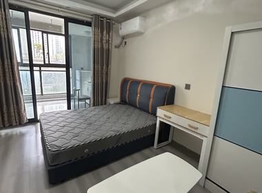 小洋坝一区 1室1厅1卫