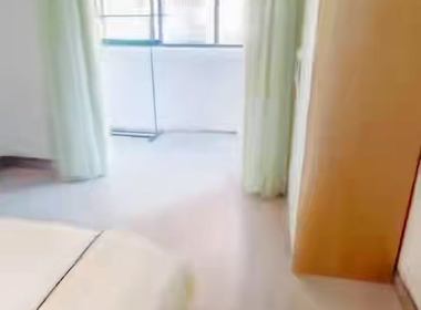 湖边坊人家