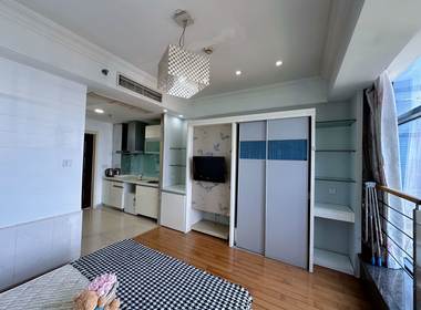 金龙大厦 1室1厅1卫