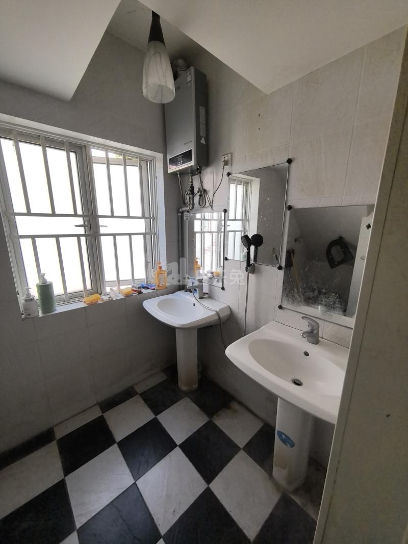 东海别墅17682315卫生间图4