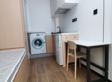 共富公寓 1室0厅1卫