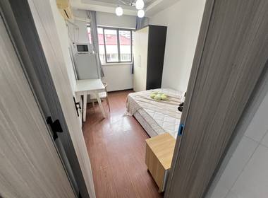 抚顺路250弄小区 1室0厅1卫