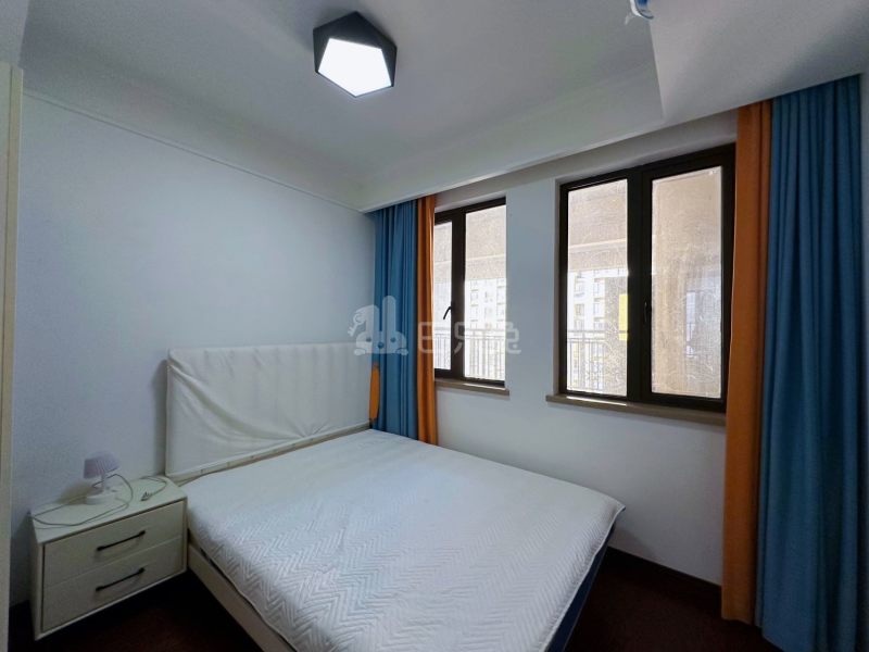 阳光城上府（阳光城丽兹公馆）17735737客厅图4