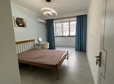 东汉阳路427弄小区 2室1厅1卫