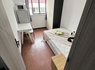 抚顺路250弄小区 1室0厅1卫