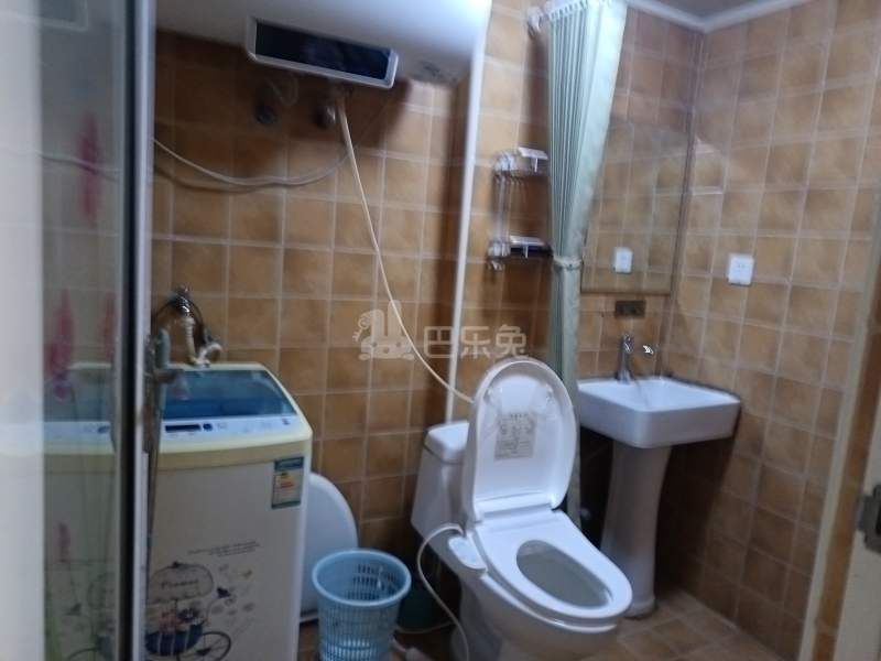 海虹小区1782896卫生间图6