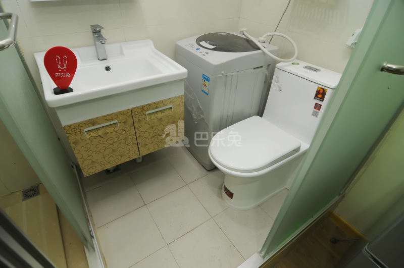 百合公寓（曹杨店）1784802卫生间图8