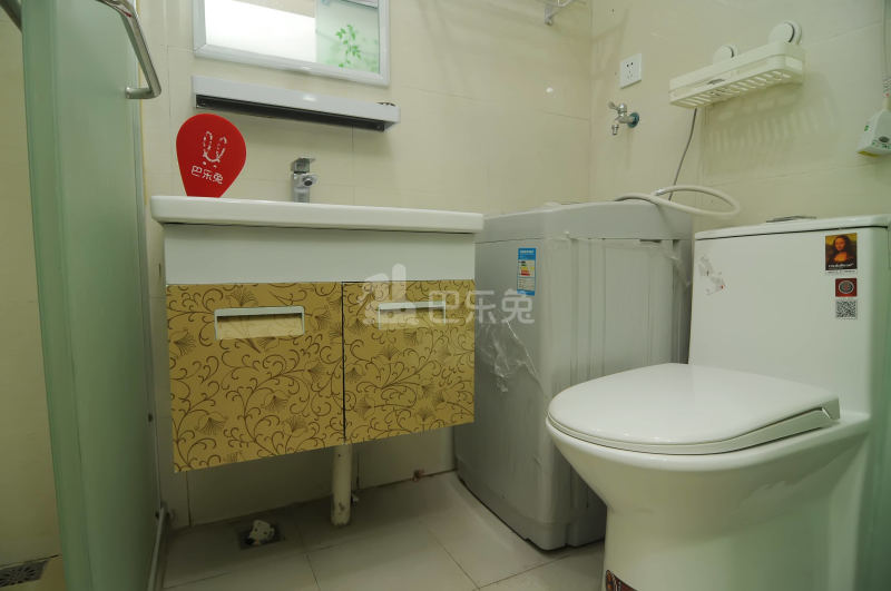 百合公寓（曹杨店）1784802卫生间图7