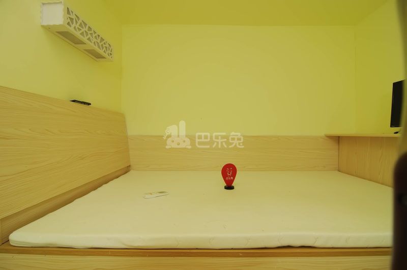 百合公寓（曹杨店）1784802卧室图2