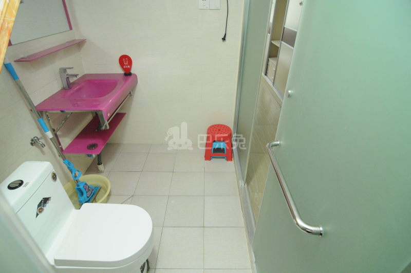 百合公寓（曹杨店）1784803卫生间图13