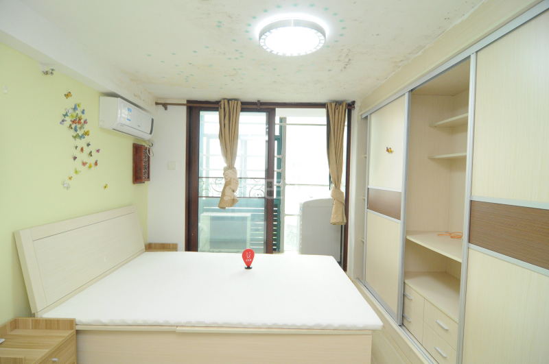 百合公寓（曹杨店）1784803卧室图8