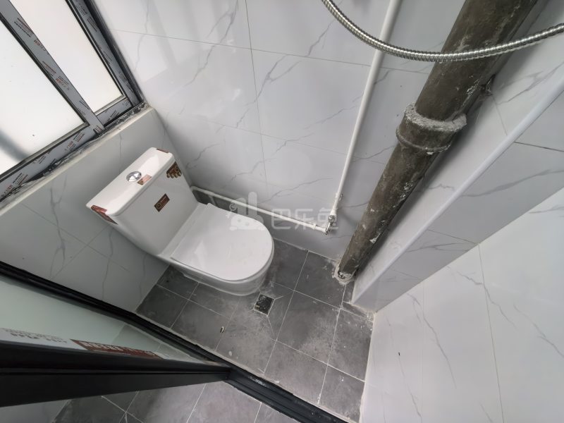 凯丽花园17903981卫生间图5