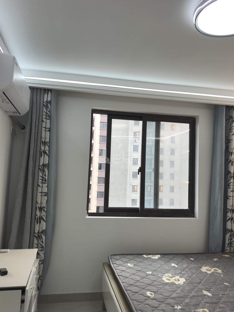 良景佳苑17929989卧室窗户图11