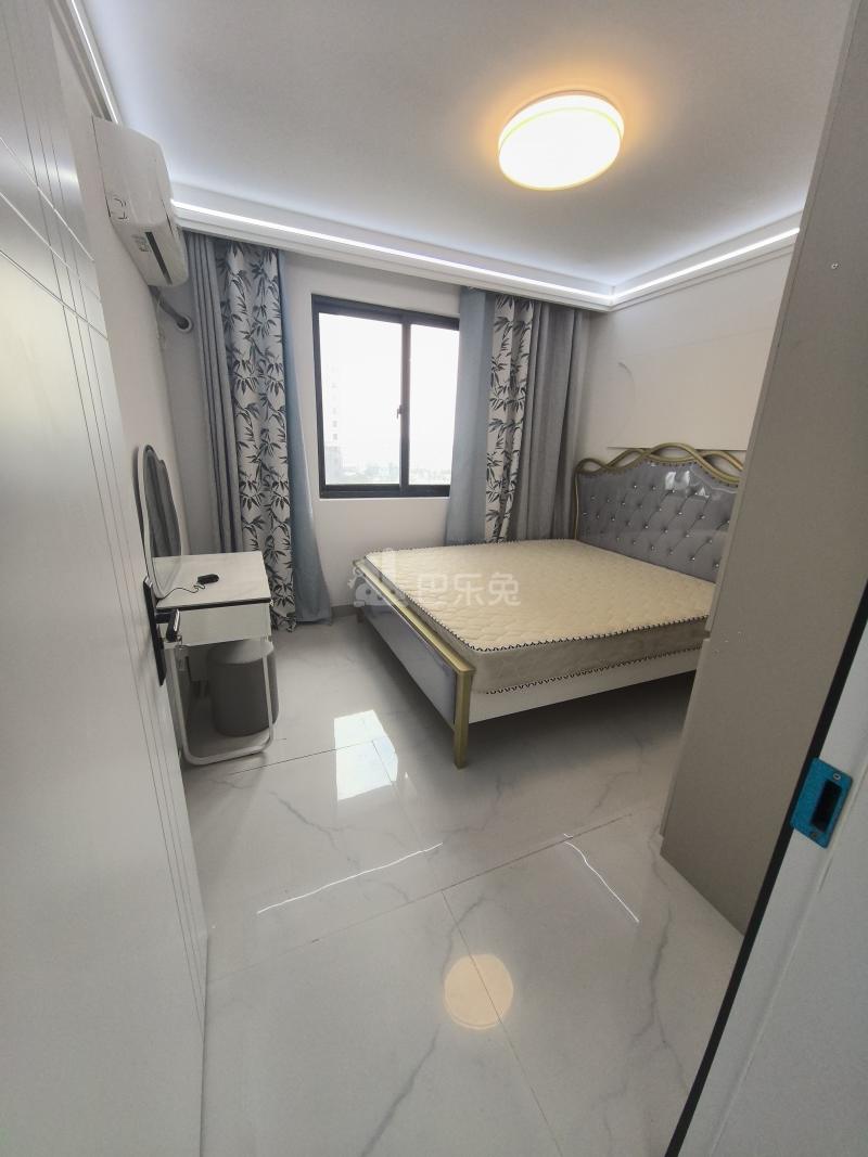 良景佳苑17929996卧室图0