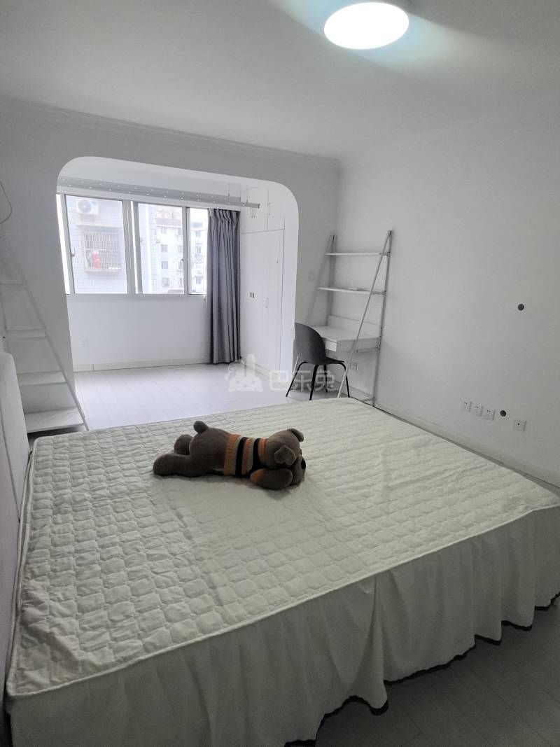 荣丰花园17977874卧室图1