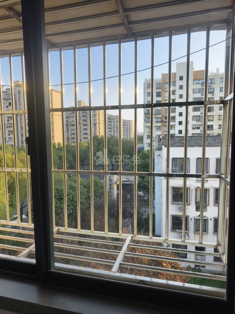 新凯家园一期（西区）17992675卧室窗户图10