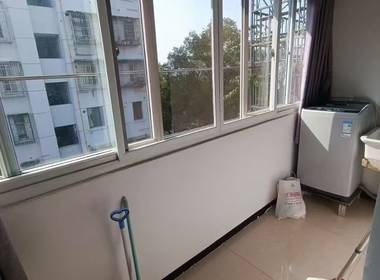 崇化小区 3室1厅1卫