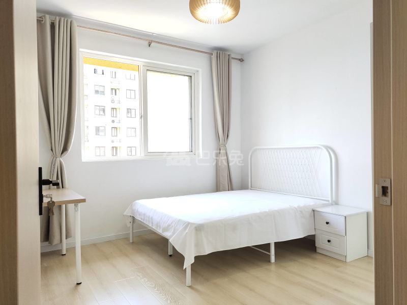 美罗家园罗翔苑1801258卧室图0