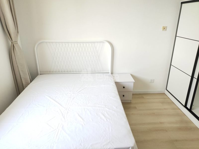 美罗家园罗翔苑1801258卧室图2