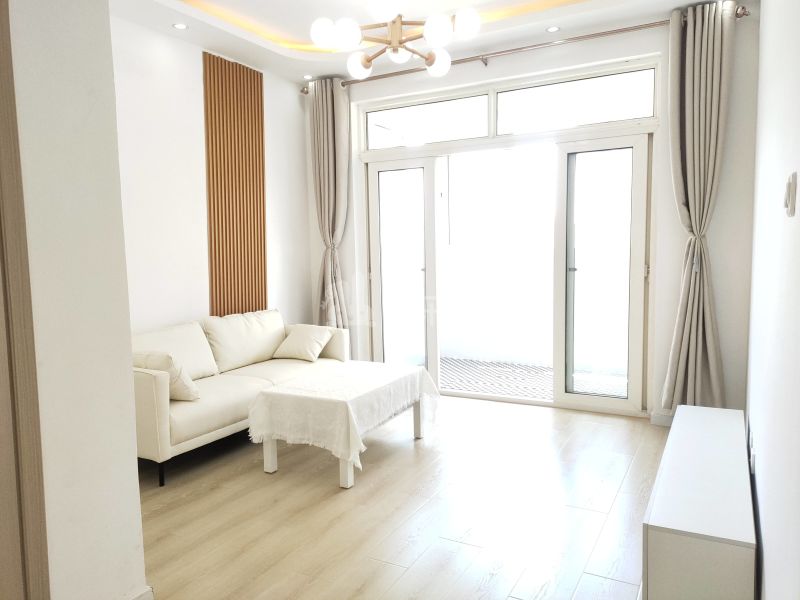 美罗家园罗翔苑1801258客厅图8