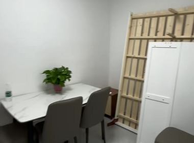 华丰欣苑 1室1厅0卫