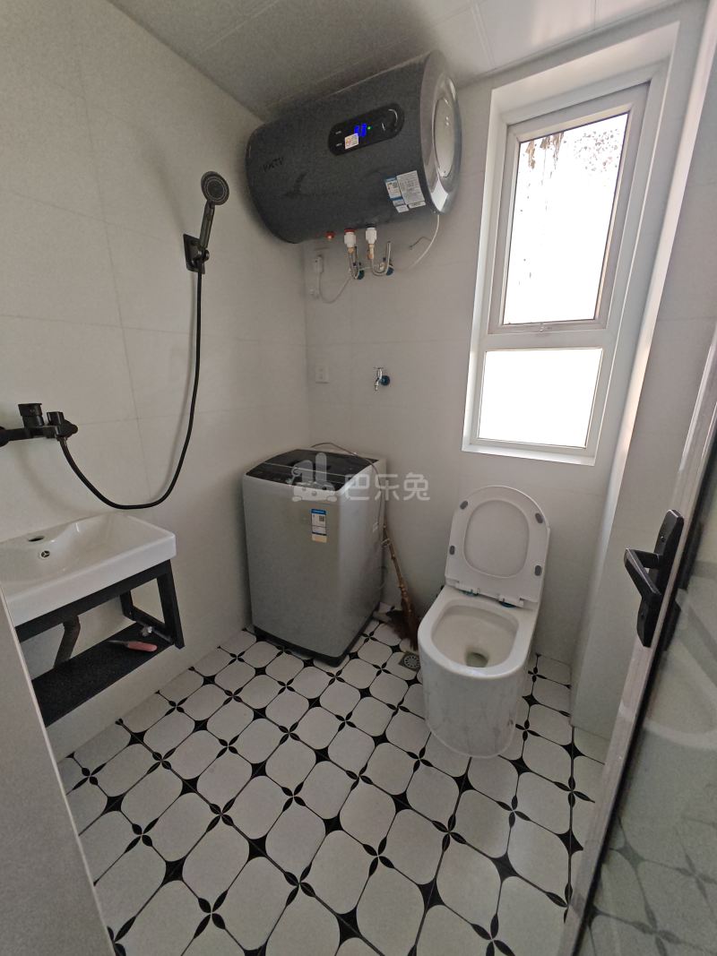 广联新苑18029549卫生间图7