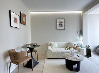 天山星城 1室2厅1卫