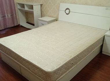 水清年华臻景苑 