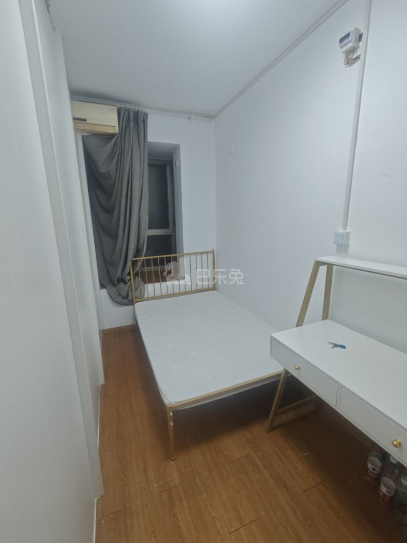 玫瑰广场18068105卧室图0