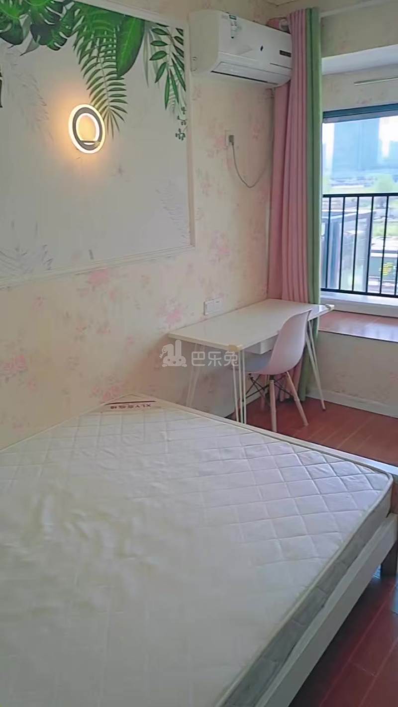 龙湖·天玺18084773周边环境图0