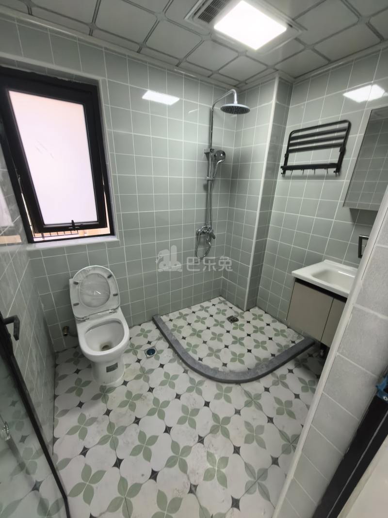 团欣嘉苑18086705卫生间图5