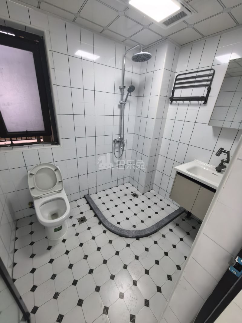 团欣嘉苑18086719卫生间图5